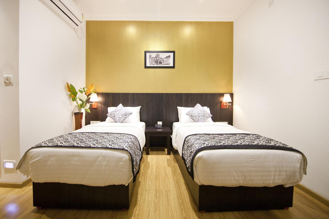 Comfy Luxury Hotel 벵갈루루 외부 사진