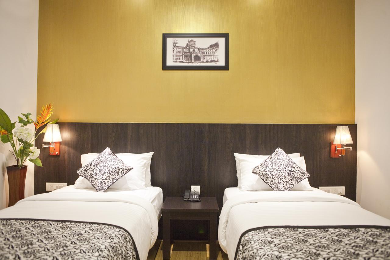 Comfy Luxury Hotel 벵갈루루 외부 사진