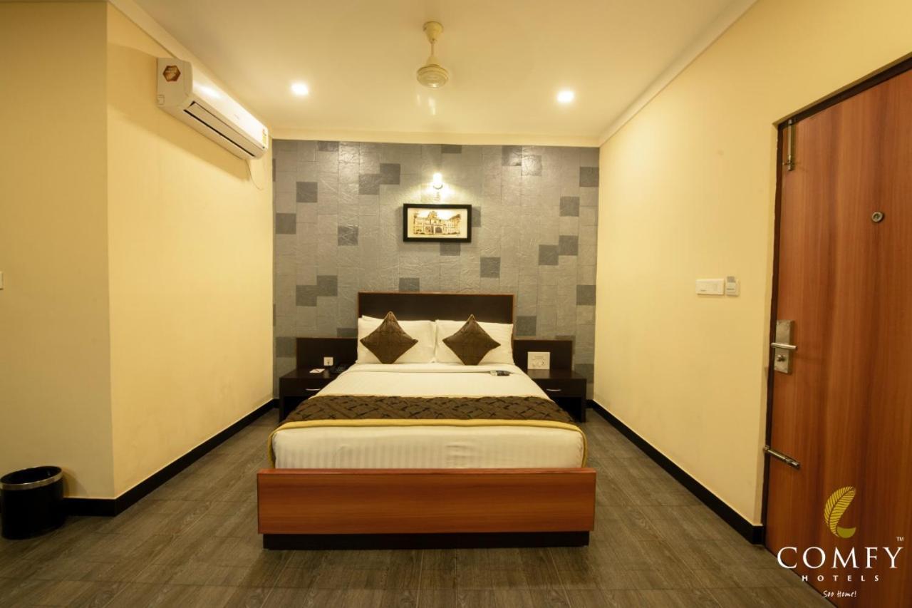 Comfy Luxury Hotel 벵갈루루 외부 사진