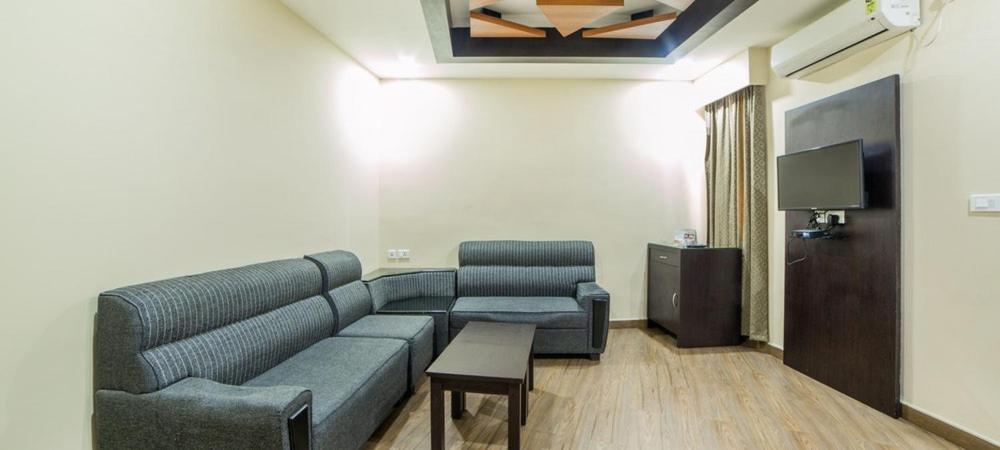 Comfy Luxury Hotel 벵갈루루 외부 사진